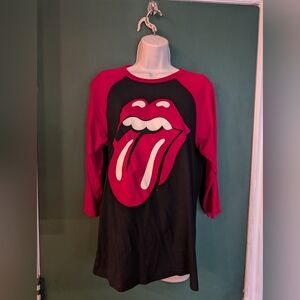 Rolling Stones black and red baseball tee size medium